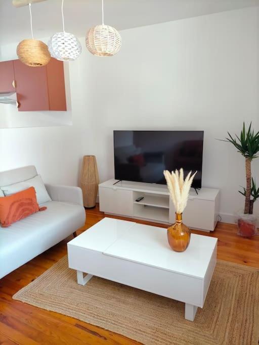 "Le Boheme", Logement Cosy, Au Calme Vertrieu Ngoại thất bức ảnh